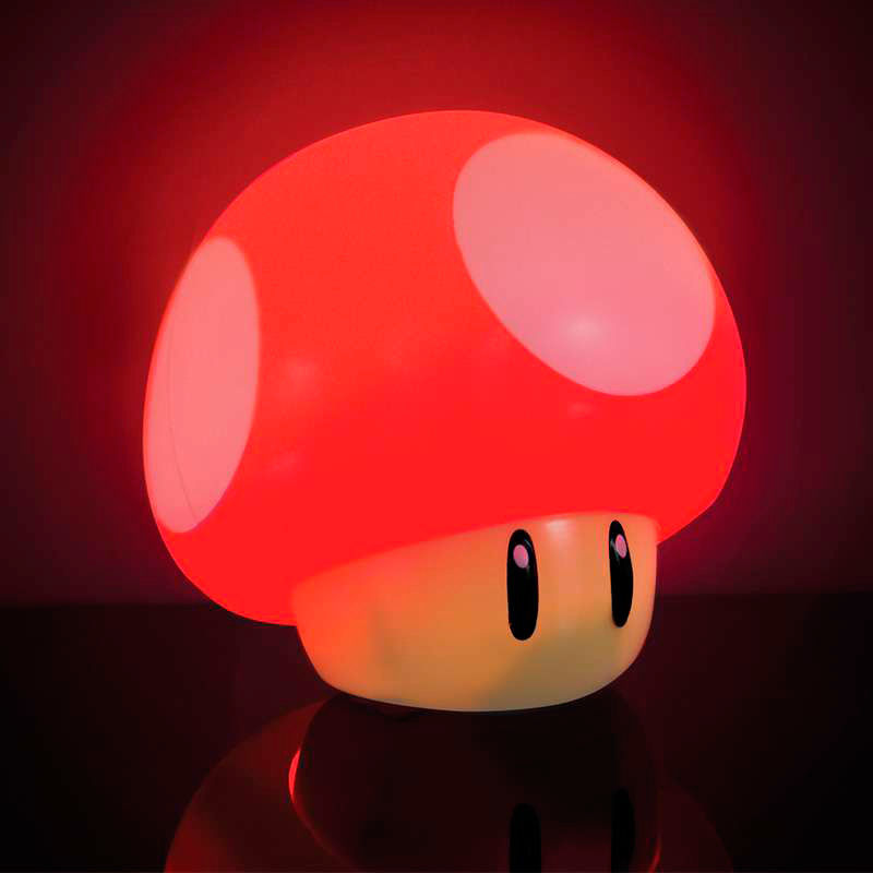 Φωτιστικό Super Mario Mushroom Light αναμμένο με κόκκινη λάμψη
